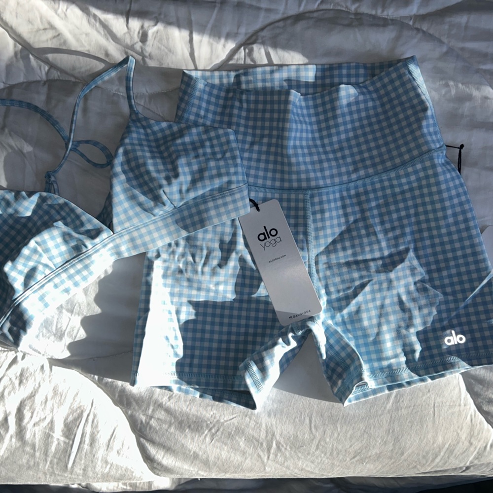 Alo Yoga Set